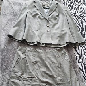 Women's 2 Piece Suit